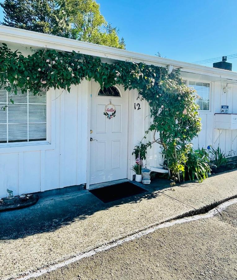 Westport Rv Park And Motel Exterior photo